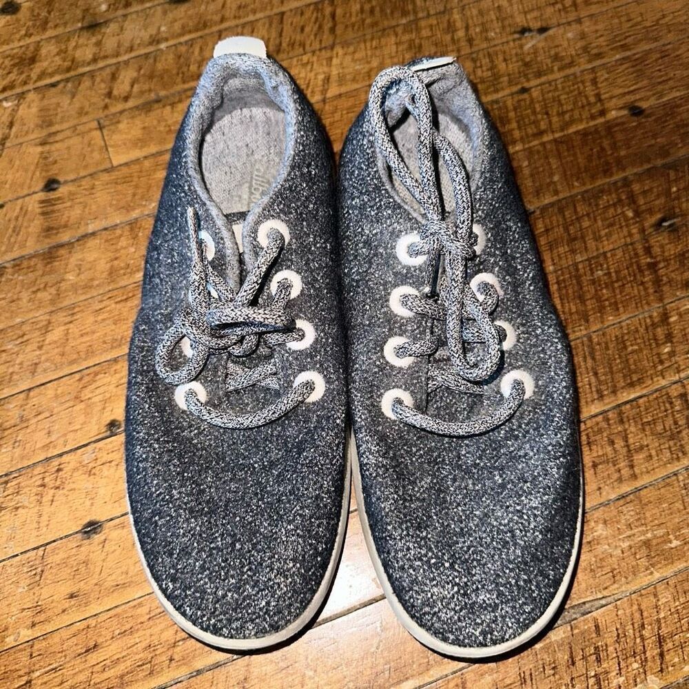 All Birds wool runners lace up charcoal gray size 8 tennis shoes